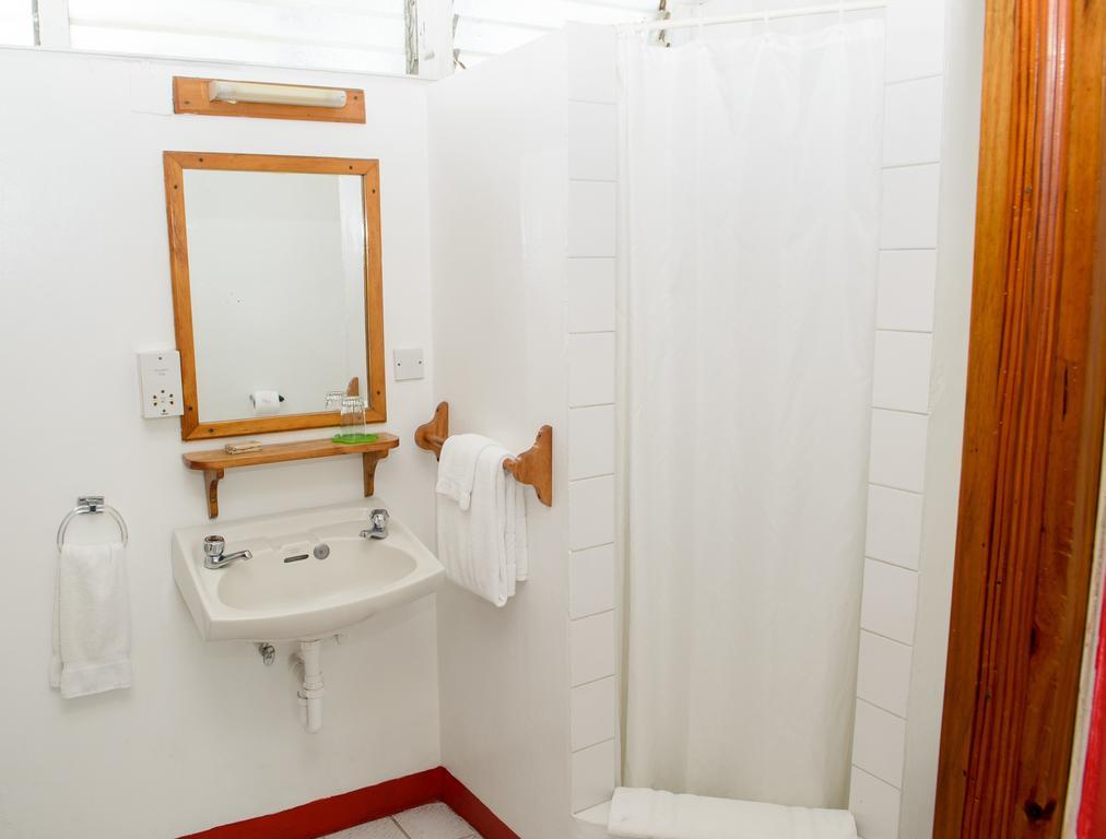 Anchorage Hotel, Whale Watch & Dive Center ロゾー 部屋 写真
