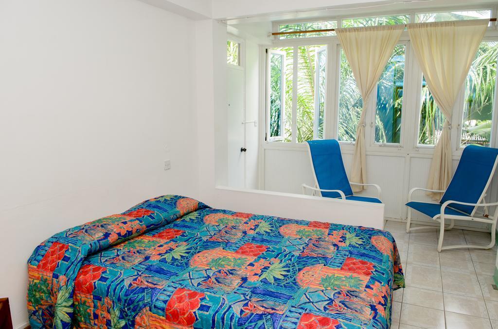 Anchorage Hotel, Whale Watch & Dive Center ロゾー 部屋 写真