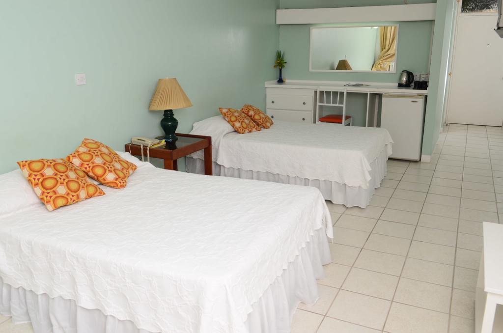 Anchorage Hotel, Whale Watch & Dive Center ロゾー 部屋 写真