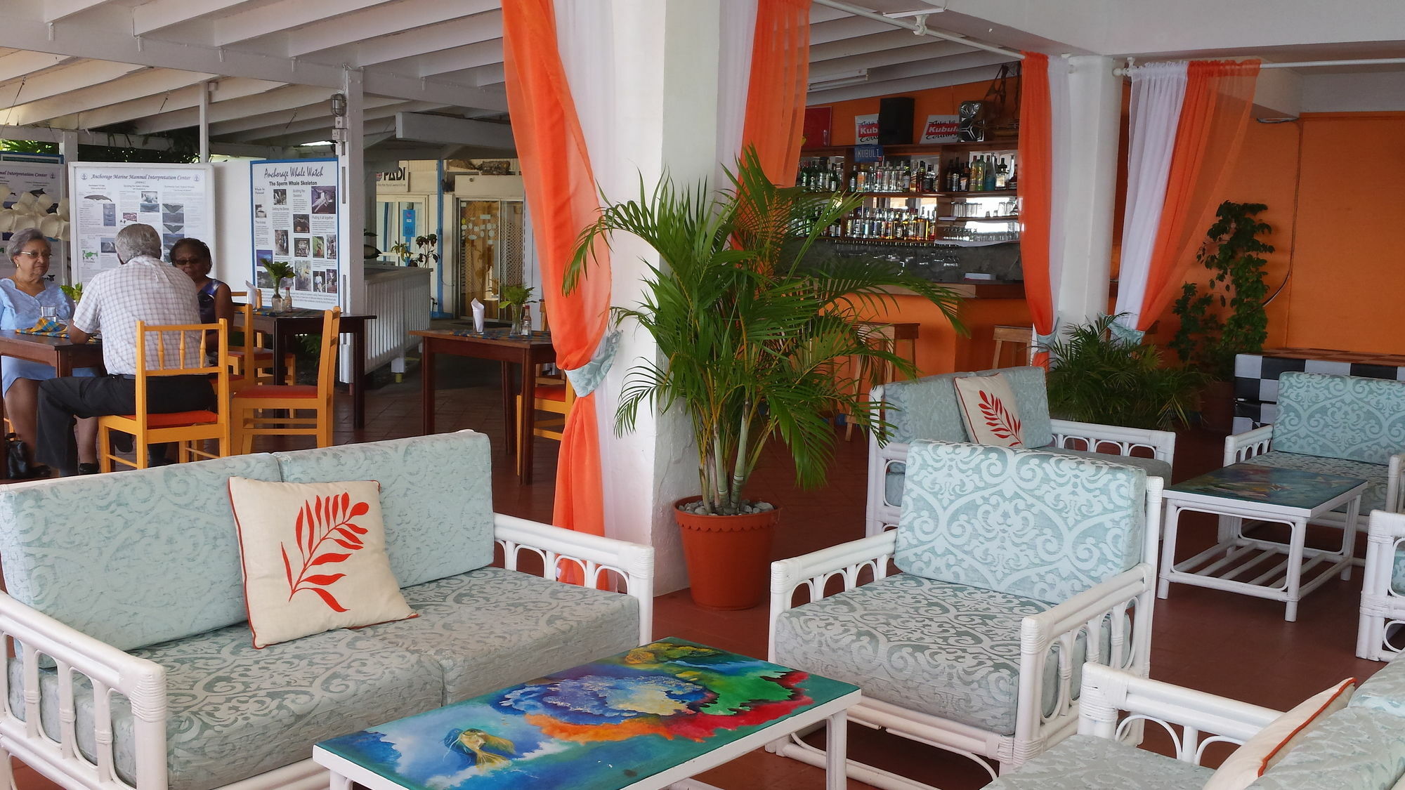 Anchorage Hotel, Whale Watch & Dive Center ロゾー エクステリア 写真